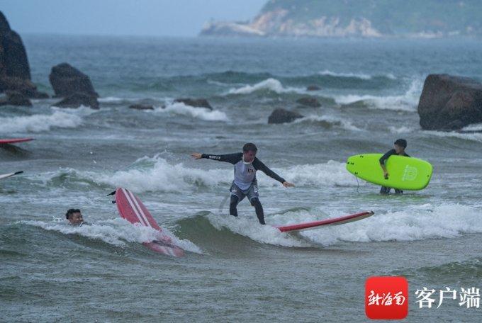两个打辅助的人怎样一起愉快地开黑？游戏画面